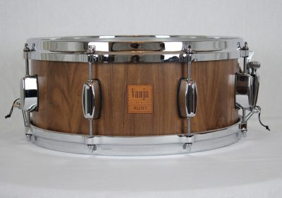 Walnut_14x5.75 flashno